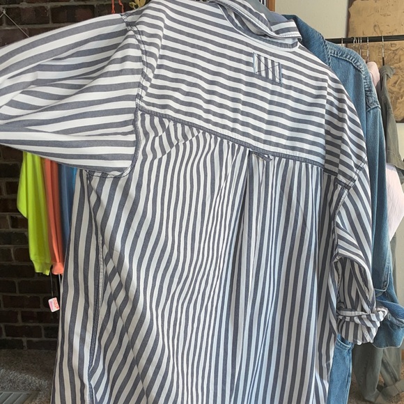 Free People menswear Freddy button down Navy Striped Shirt XL - Picture 8 of 8